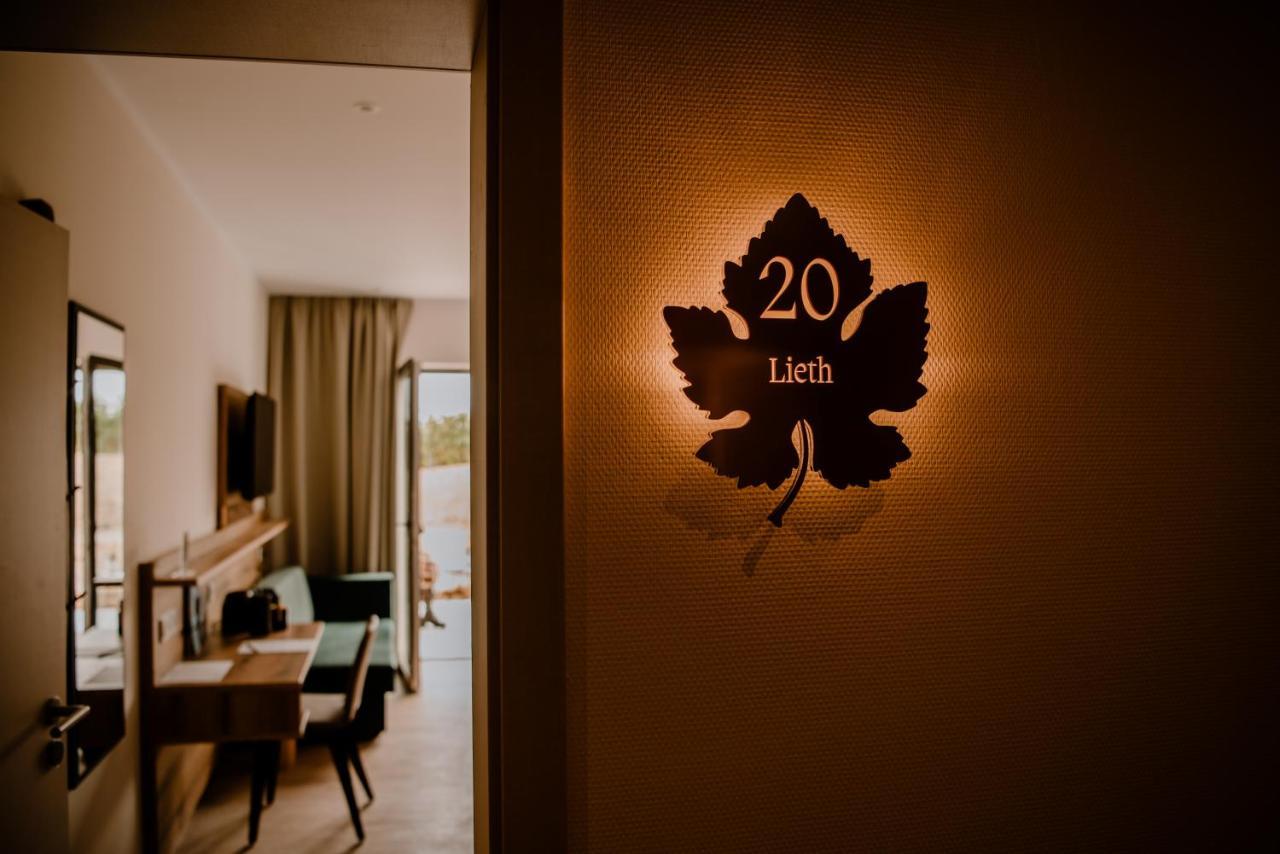 Weinzuhause Hotel-Restaurant-Vinothek Mommenheim Eksteriør billede
