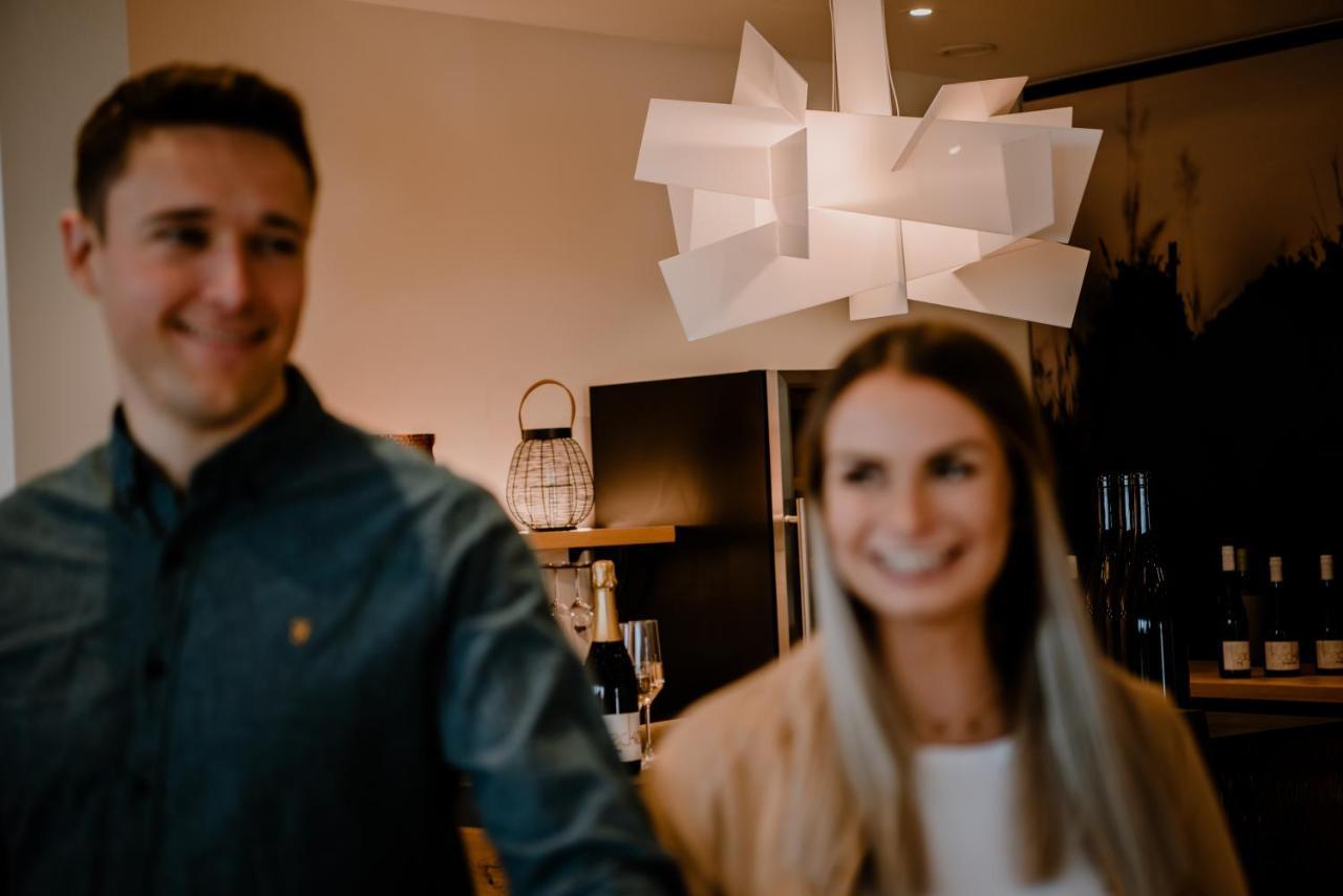 Weinzuhause Hotel-Restaurant-Vinothek Mommenheim Eksteriør billede