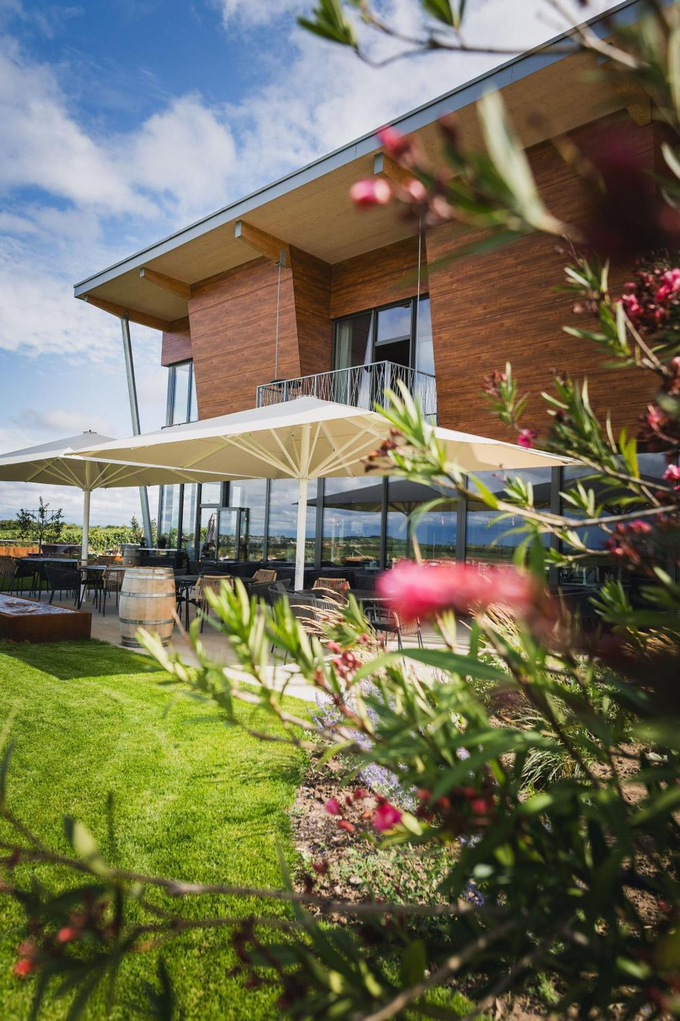 Weinzuhause Hotel-Restaurant-Vinothek Mommenheim Eksteriør billede